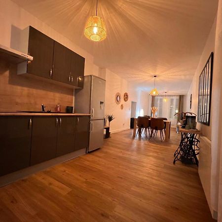 La Boheme Apartment Troyes Bagian luar foto