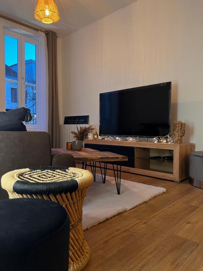 La Boheme Apartment Troyes Bagian luar foto